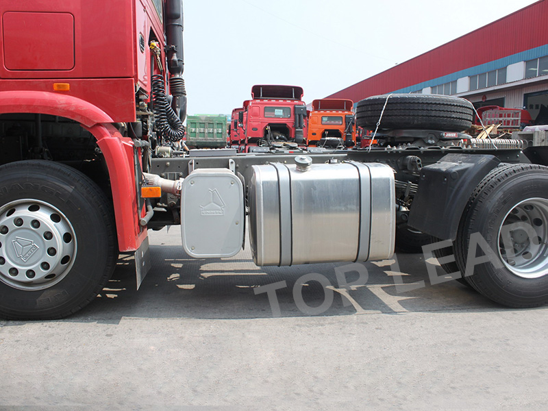 howo tractor truck