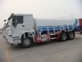 Hot vente SINOTRUK HOWO camion citerne d’eau de 6 x 4, camion arroseur 20000 litres, 20M 3 d’eau jet Truck